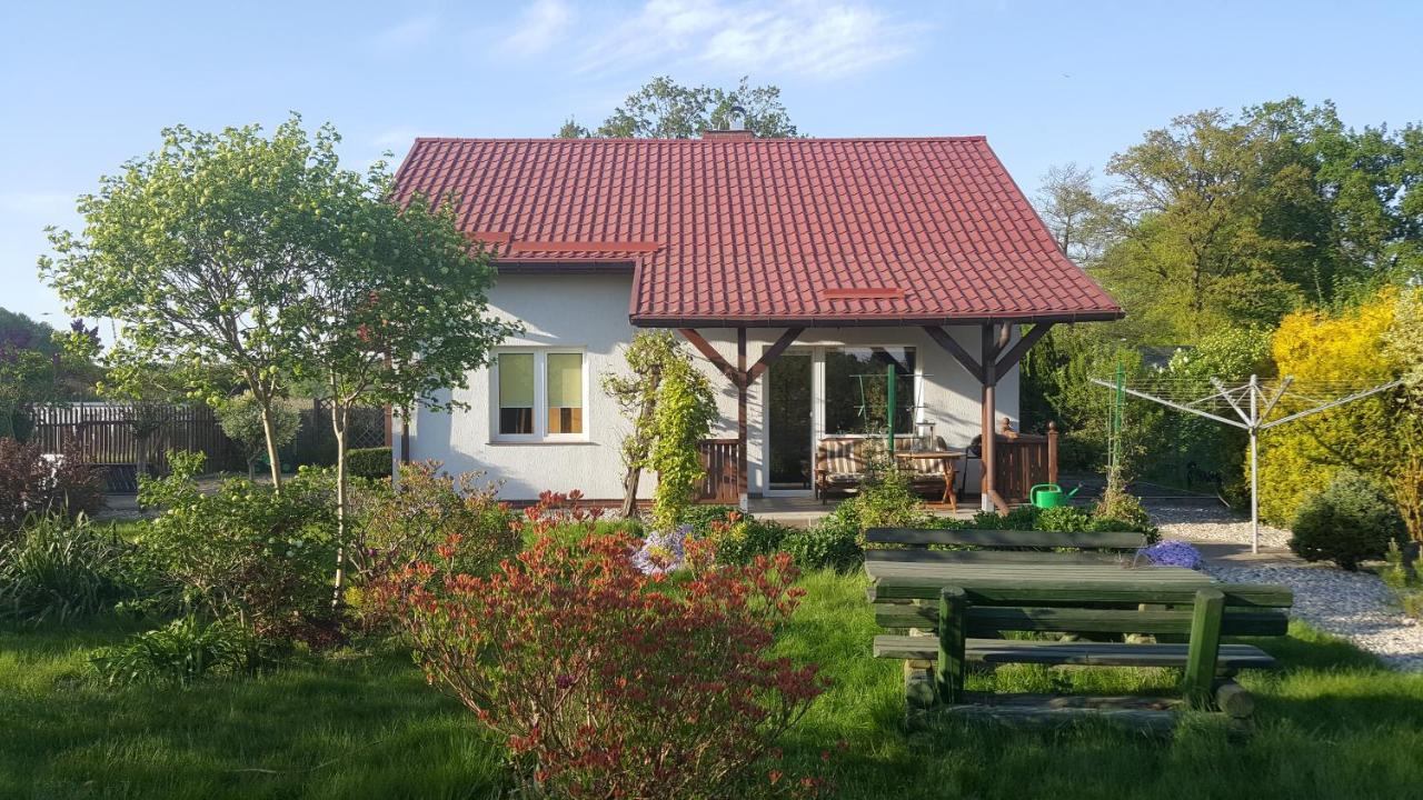 Domek Nad Jeziorem Bystrzyna Świdwin Exterior foto
